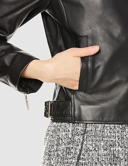 Amazon.co.jp: [プロポーションボディドレッシング] キルトジャケット